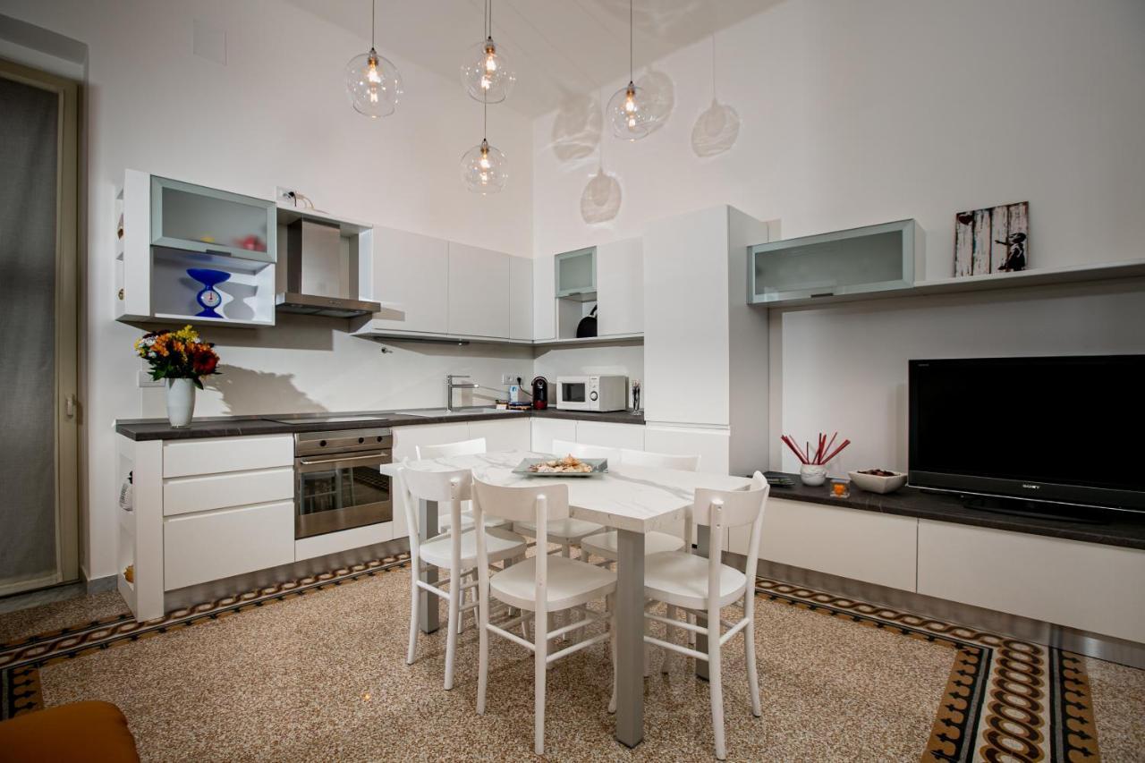 Abate Luxury Interno 3 Apartment Bari Ngoại thất bức ảnh