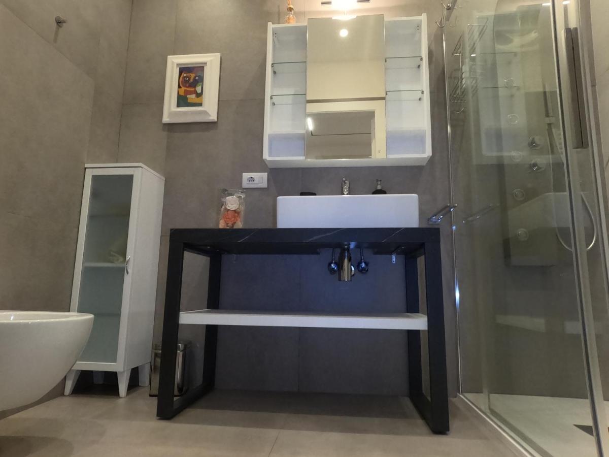 Abate Luxury Interno 3 Apartment Bari Ngoại thất bức ảnh